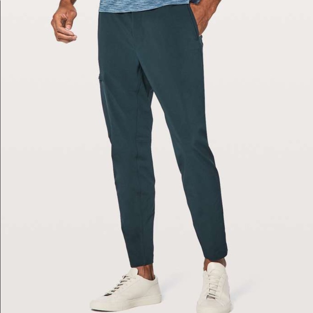 Lululemon Men’s Inclement Pant XL